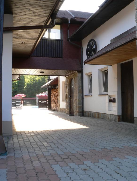 Pension Karolina Trnava ภายนอก รูปภาพ