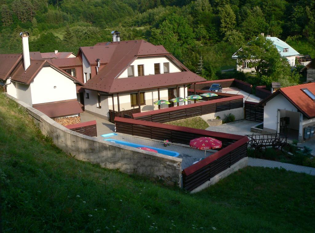 Pension Karolina Trnava ภายนอก รูปภาพ